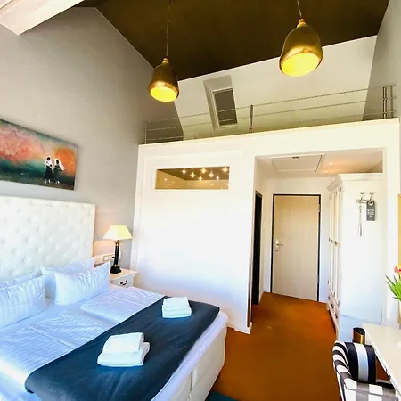 Seehotel 호텔 Lichtenberg (Mecklenburg-Vorpommern)