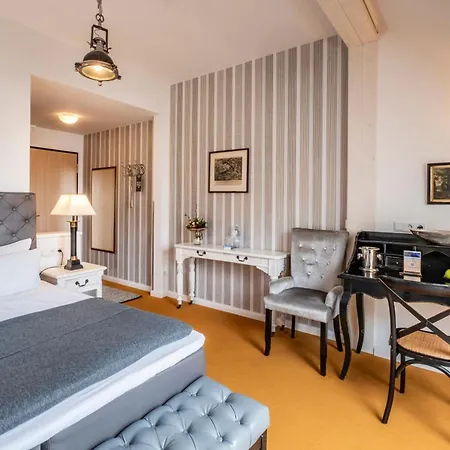 Seehotel 3*