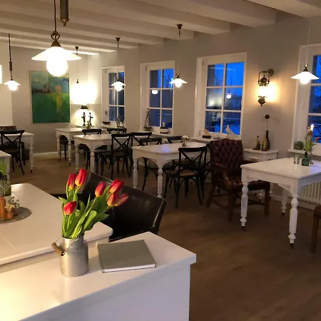호텔 Seehotel Lichtenberg (Mecklenburg-Vorpommern)
